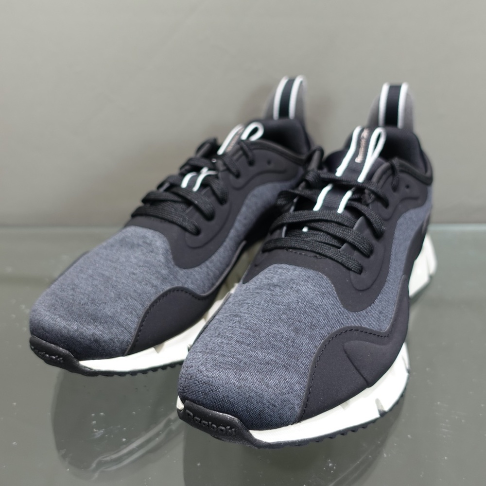Reebok Zig Dynamica Women's Sneakers #871 - Picture 4 of 8